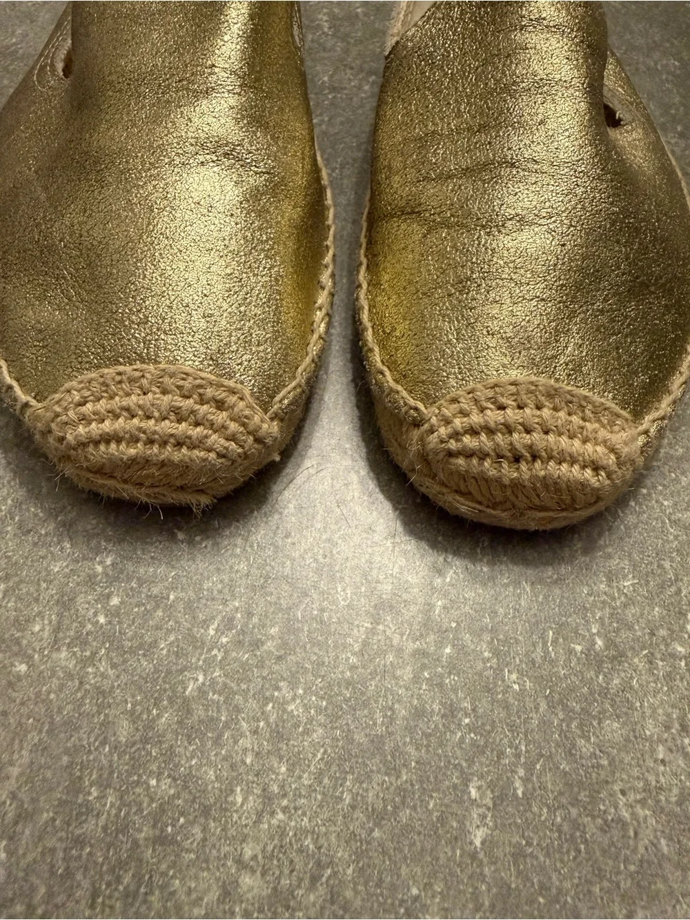Women’s Soludos Gold Metallic Canvas Espadrille Slip-On Flats Size 8